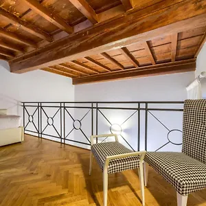 La Casa Di Bruna E Giordano In Santo Spirito Firenze