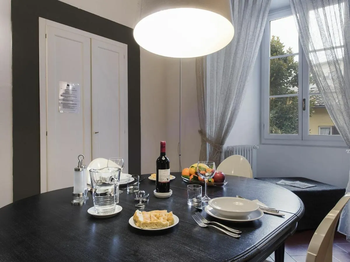 Palazzo Terme By Halldis Florencie Apartmán