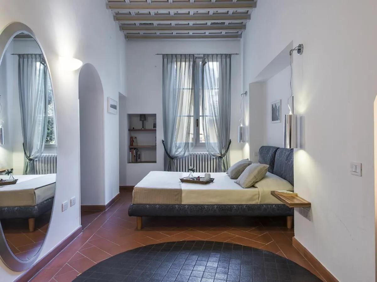 Palazzo Terme By Halldis Florencie Apartmán