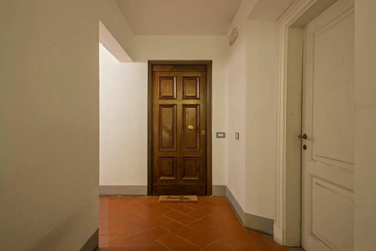Apartment Palazzo Terme By Halldis Florence